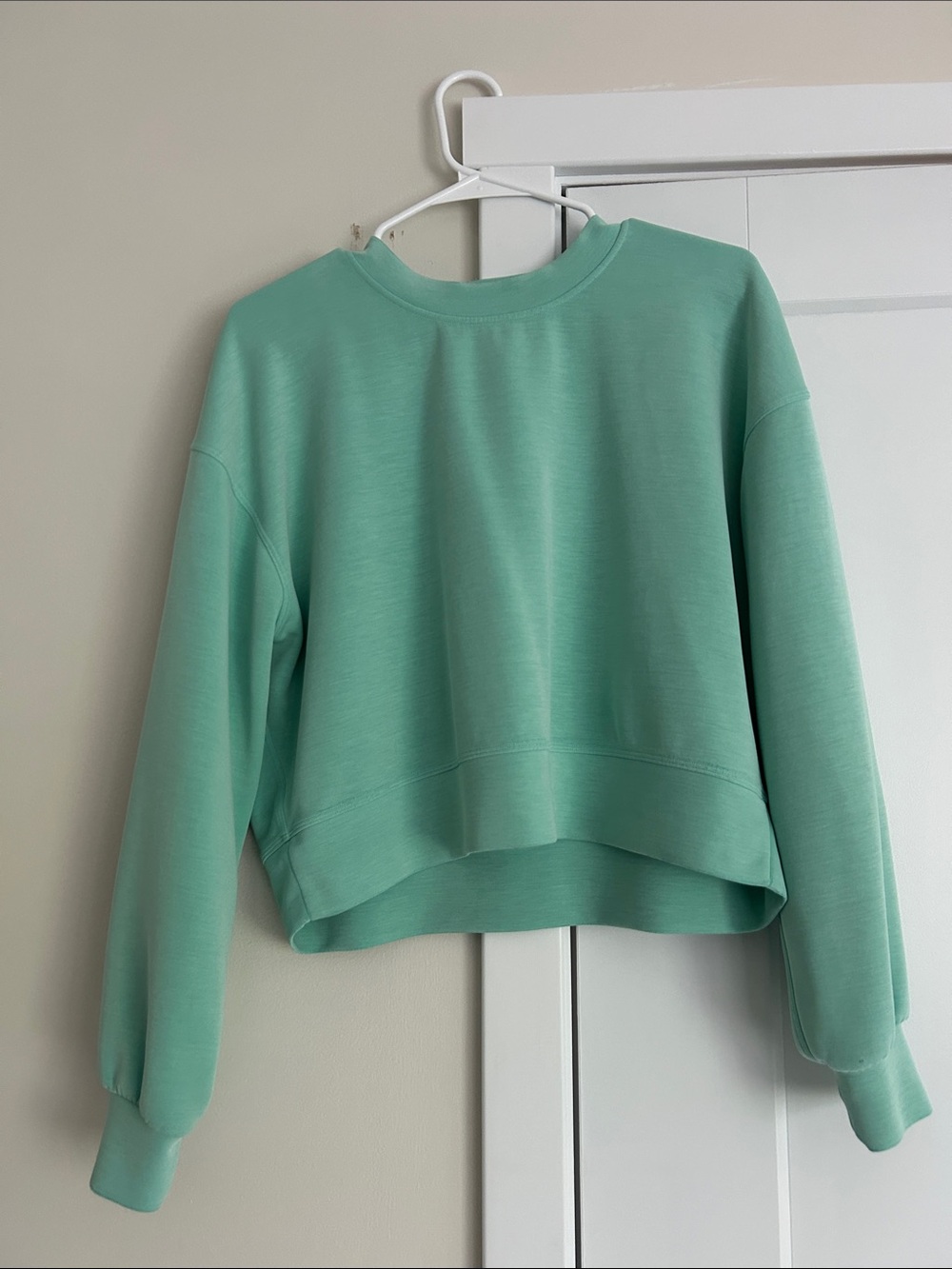 lululemon athletica Seafoam Cropped Crew Sweatshirt